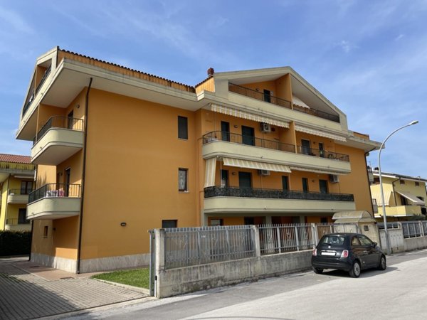 appartamento in vendita a Manoppello in zona Manoppello Scalo