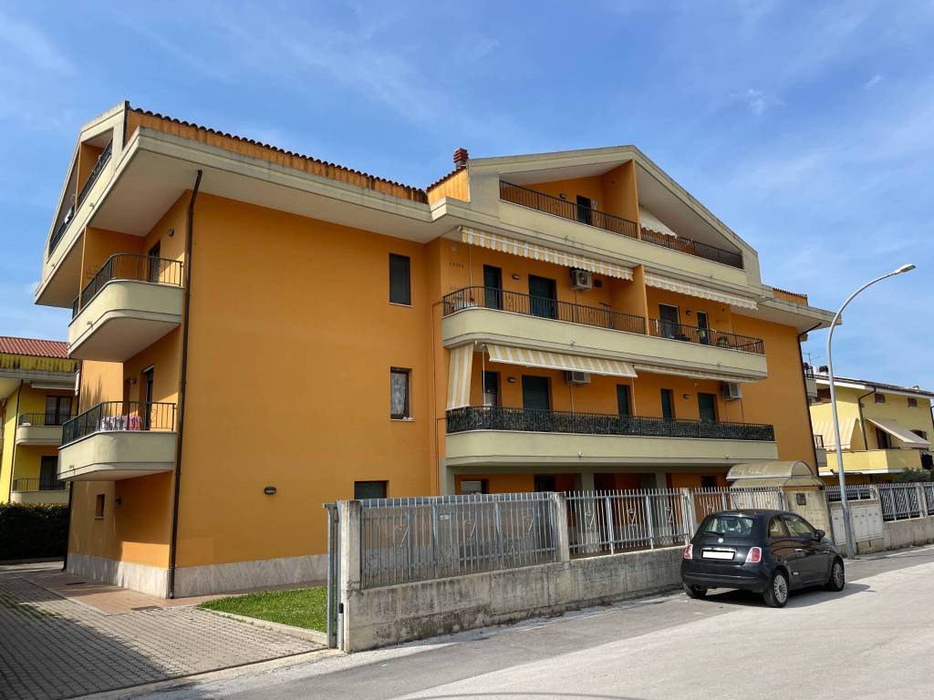 appartamento in vendita a Manoppello in zona Manoppello Scalo