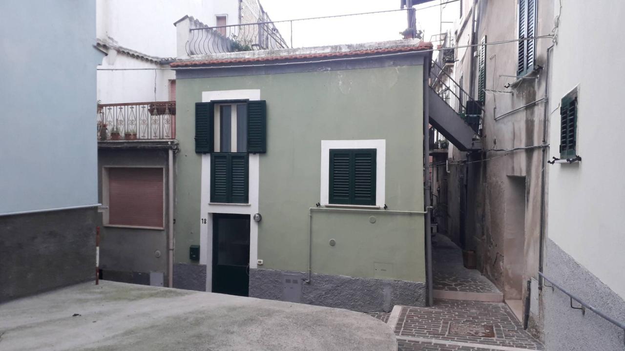 casa indipendente in vendita a Manoppello