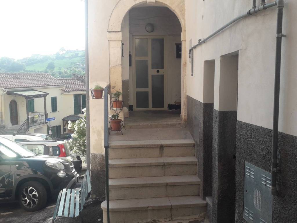 casa indipendente in vendita a Manoppello