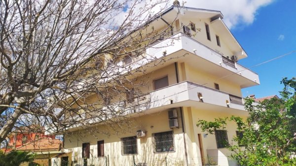 appartamento in vendita a Manoppello in zona Manoppello Scalo