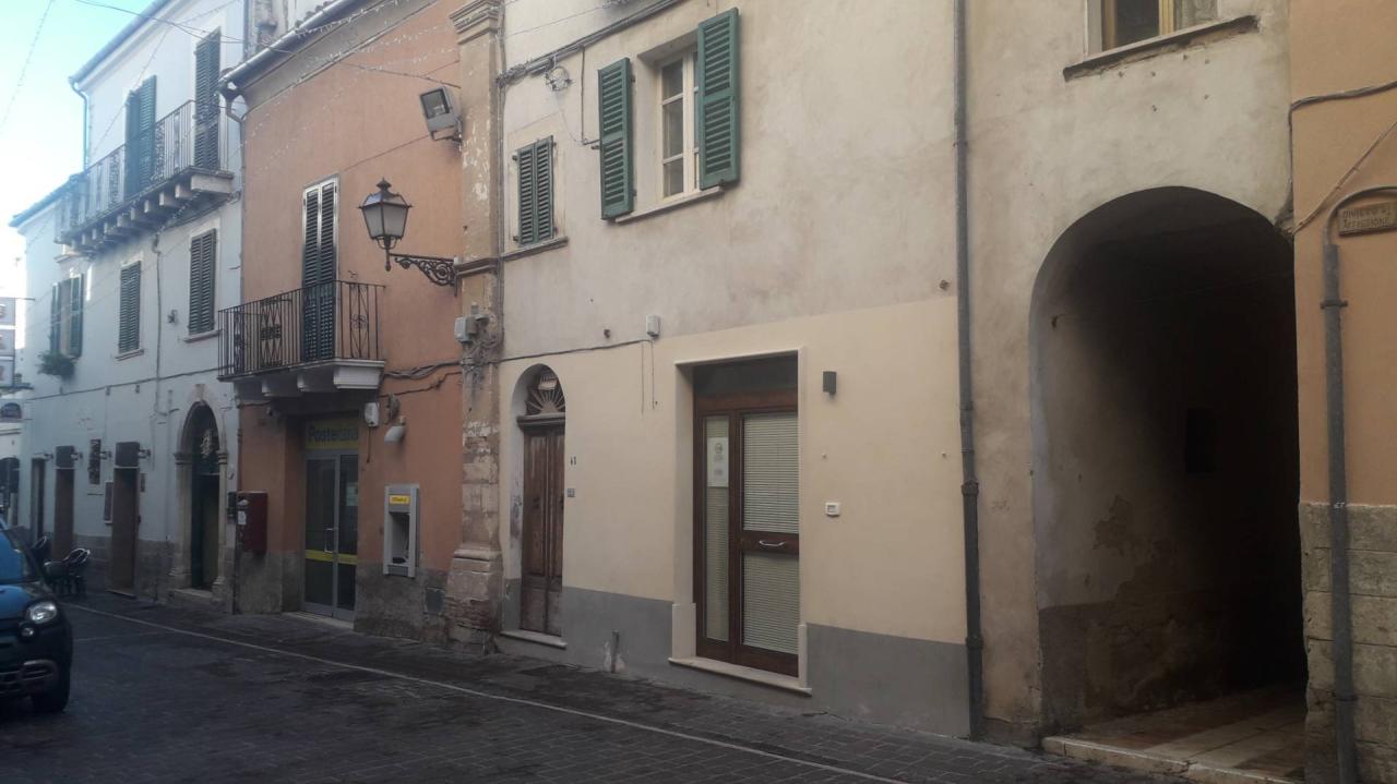 casa indipendente in vendita a Manoppello