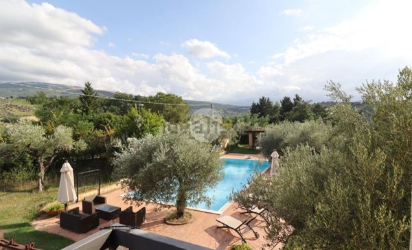 casa indipendente in vendita a Manoppello