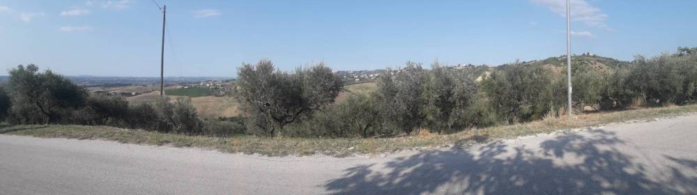 terreno agricolo in vendita a Manoppello in zona Ripacorbaria