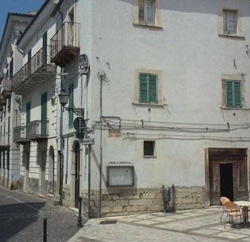 casa indipendente in vendita a Manoppello
