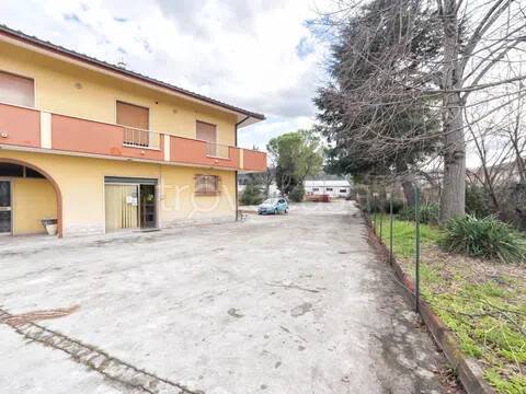 appartamento in vendita a Manoppello in zona Manoppello Scalo