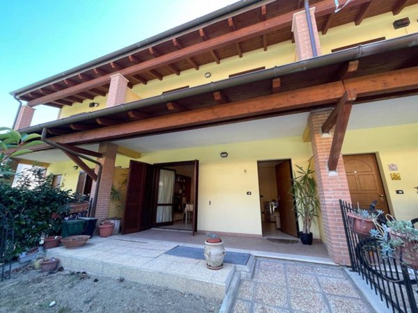 casa indipendente in vendita a Manoppello in zona Manoppello Scalo