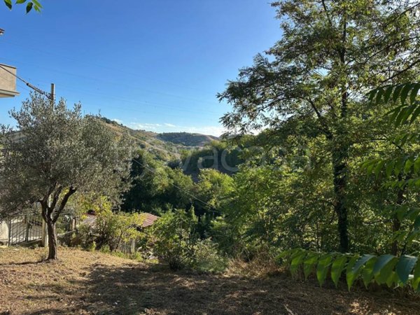 terreno in vendita a Manoppello