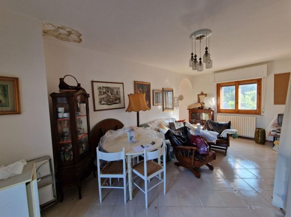 appartamento in vendita a Montebello di Bertona