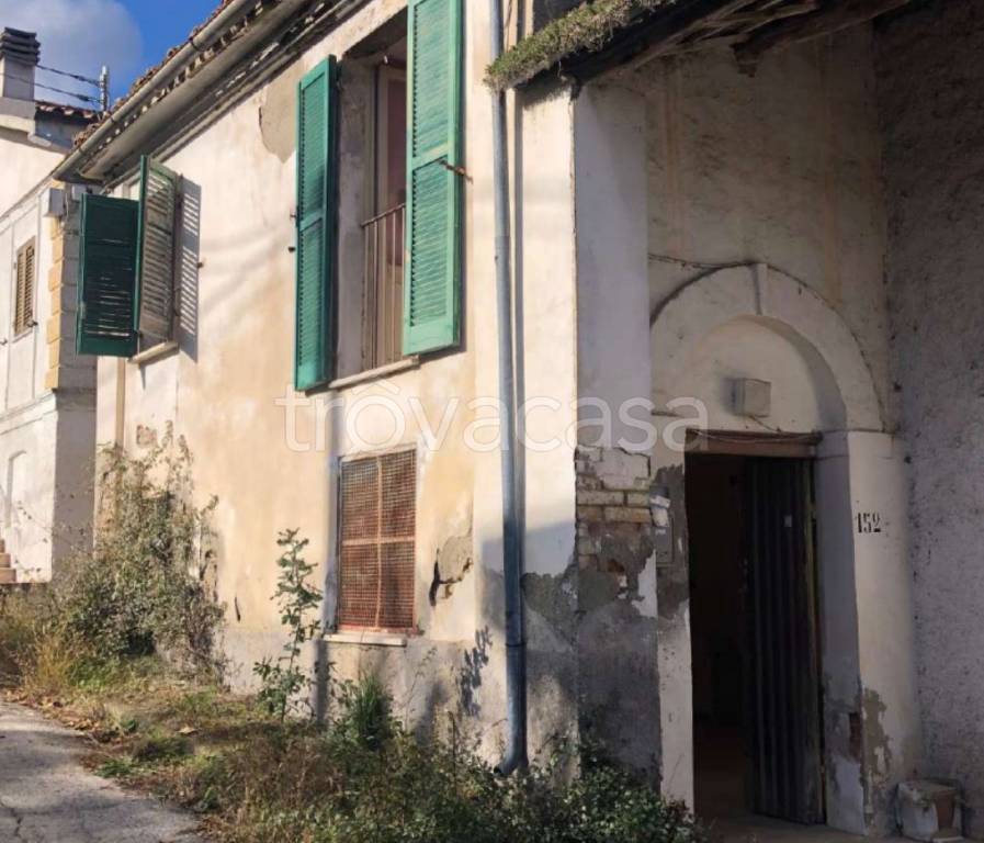 appartamento in vendita a Montebello di Bertona