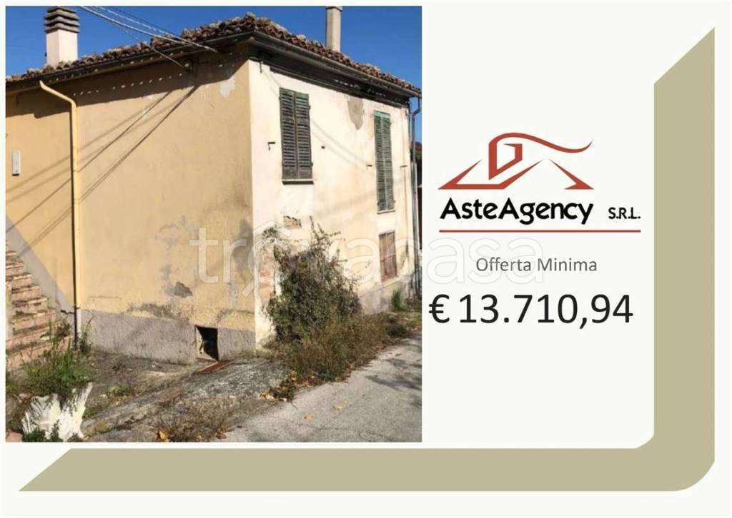 casa indipendente in vendita a Montebello di Bertona