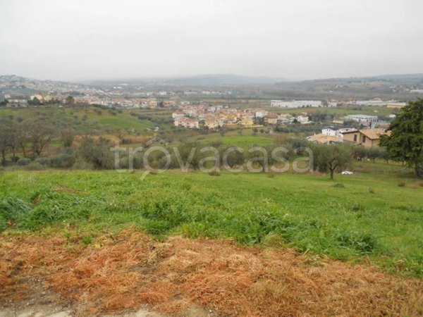 casa indipendente in vendita a Montesilvano in zona Villa Carmine