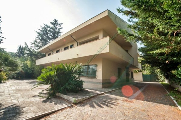 casa indipendente in vendita a Montesilvano