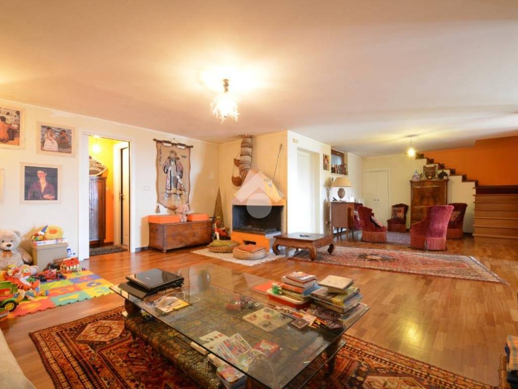 casa indipendente in vendita a Montesilvano in zona Montesilvano Colle