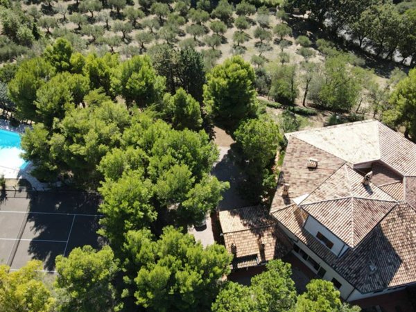 casa indipendente in vendita a Montesilvano in zona Montesilvano Colle