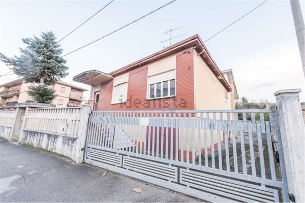 casa indipendente in vendita a Montesilvano