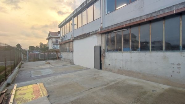 negozio in vendita a Montesilvano