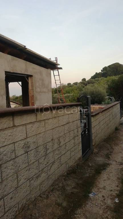casa indipendente in vendita a Montesilvano
