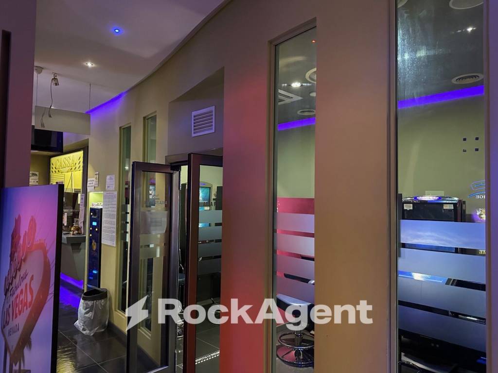 negozio in vendita a Montesilvano