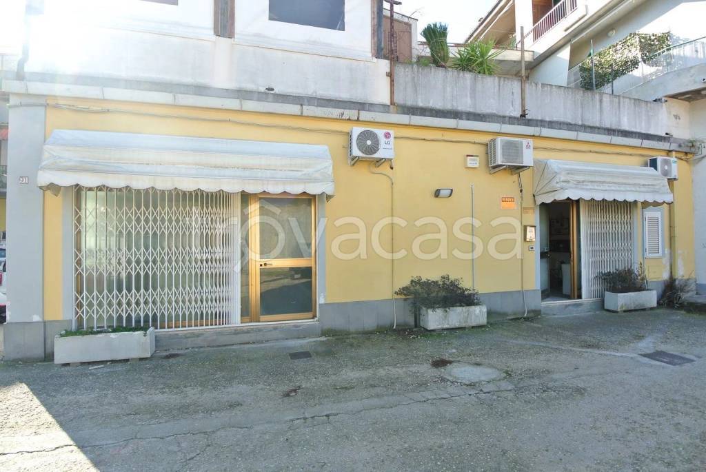 negozio in vendita a Montesilvano