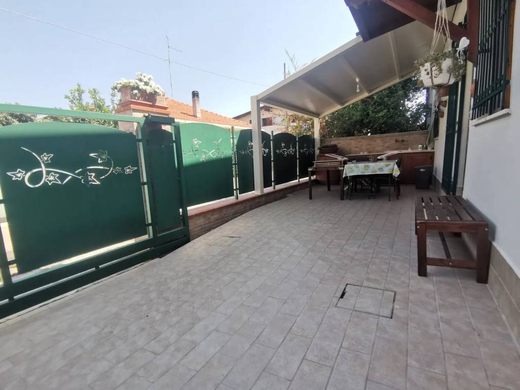 casa semindipendente in vendita a Montesilvano