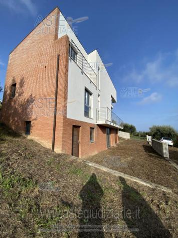 casa indipendente in vendita a Montesilvano