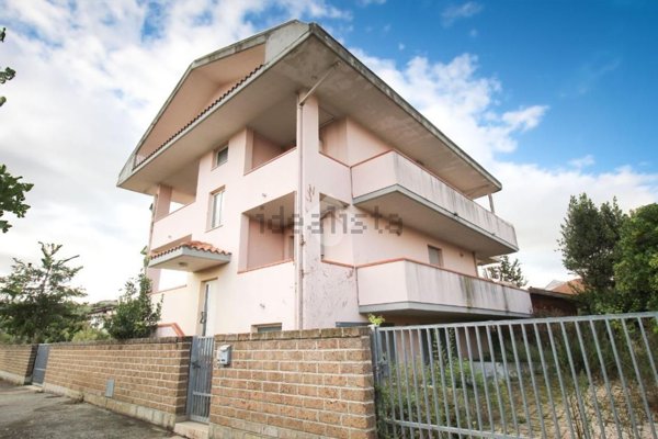 casa indipendente in vendita a Montesilvano