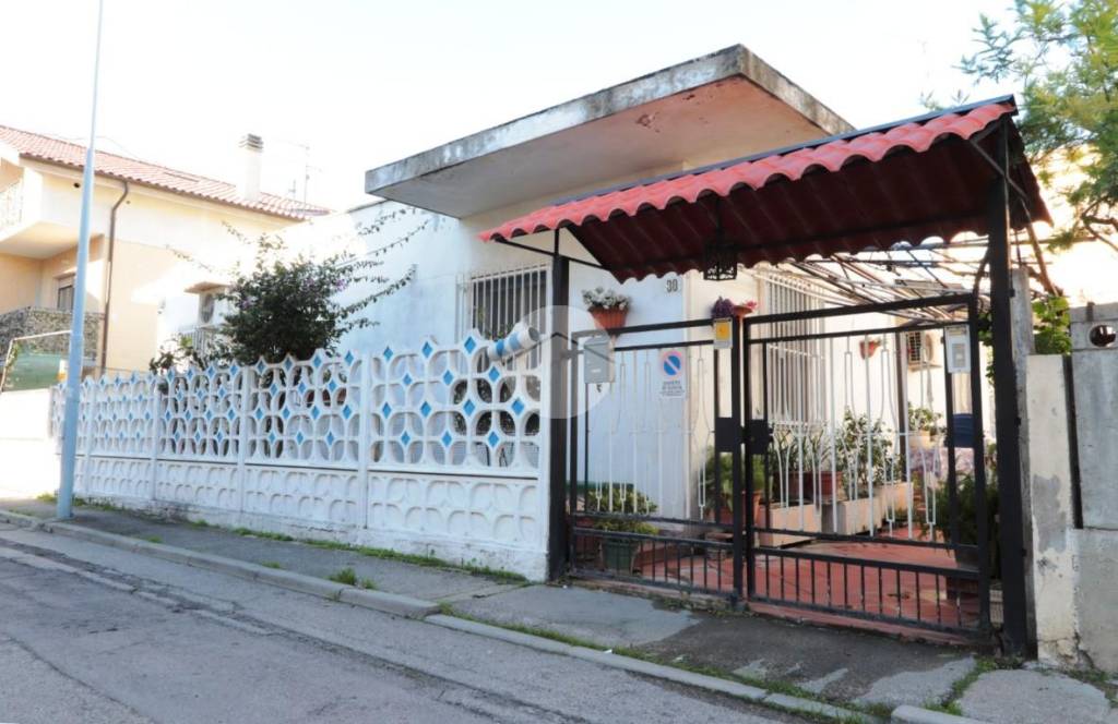 casa indipendente in vendita a Montesilvano