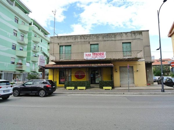 casa indipendente in vendita a Montesilvano