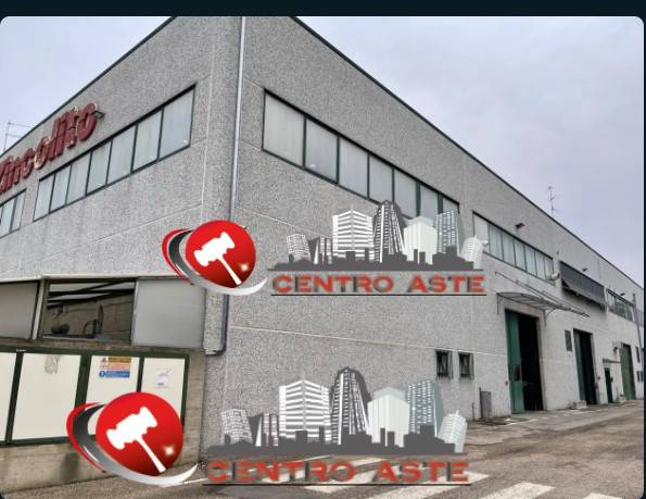 locale commerciale in vendita a Montesilvano