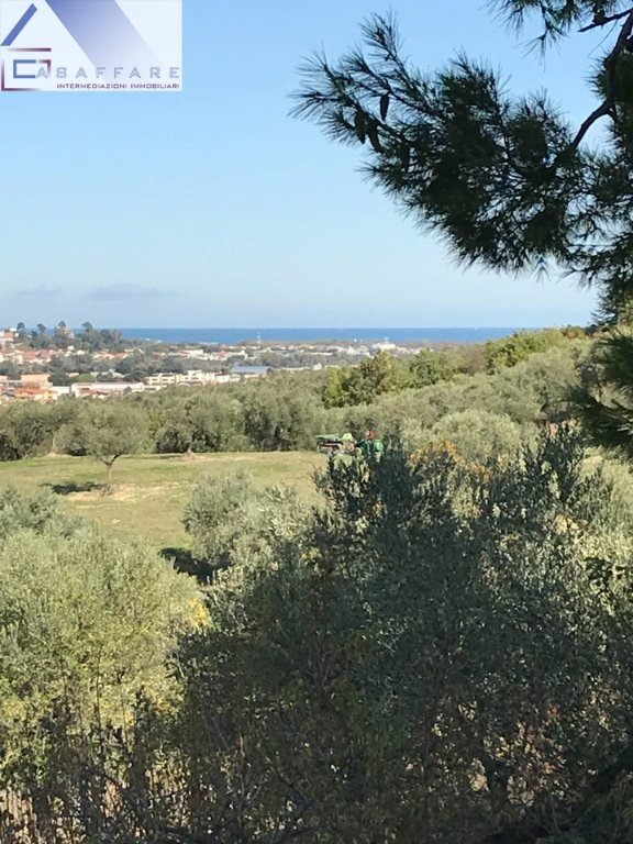 casa indipendente in vendita a Montesilvano