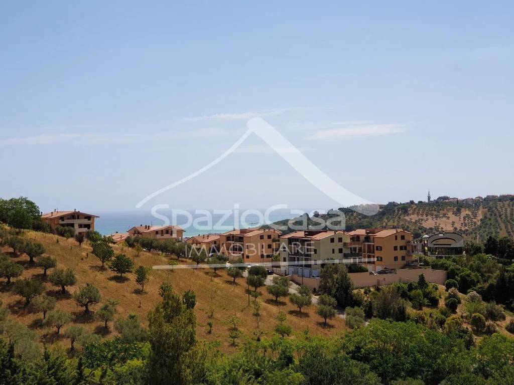 terreno agricolo in vendita a Montesilvano in zona Montesilvano Colle