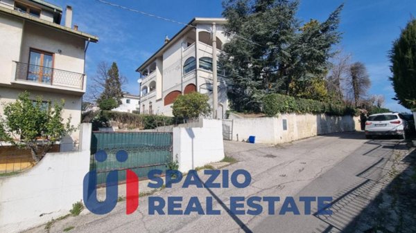 appartamento in vendita a Montesilvano in zona Montesilvano Colle