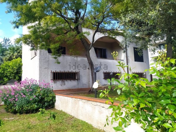casa indipendente in vendita a Montesilvano