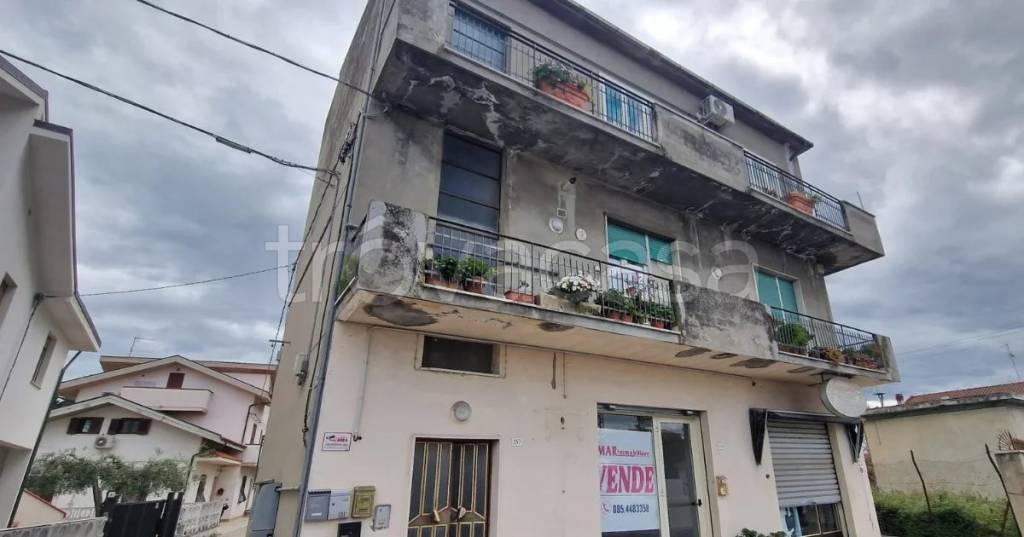 appartamento in vendita a Montesilvano in zona Villa Carmine
