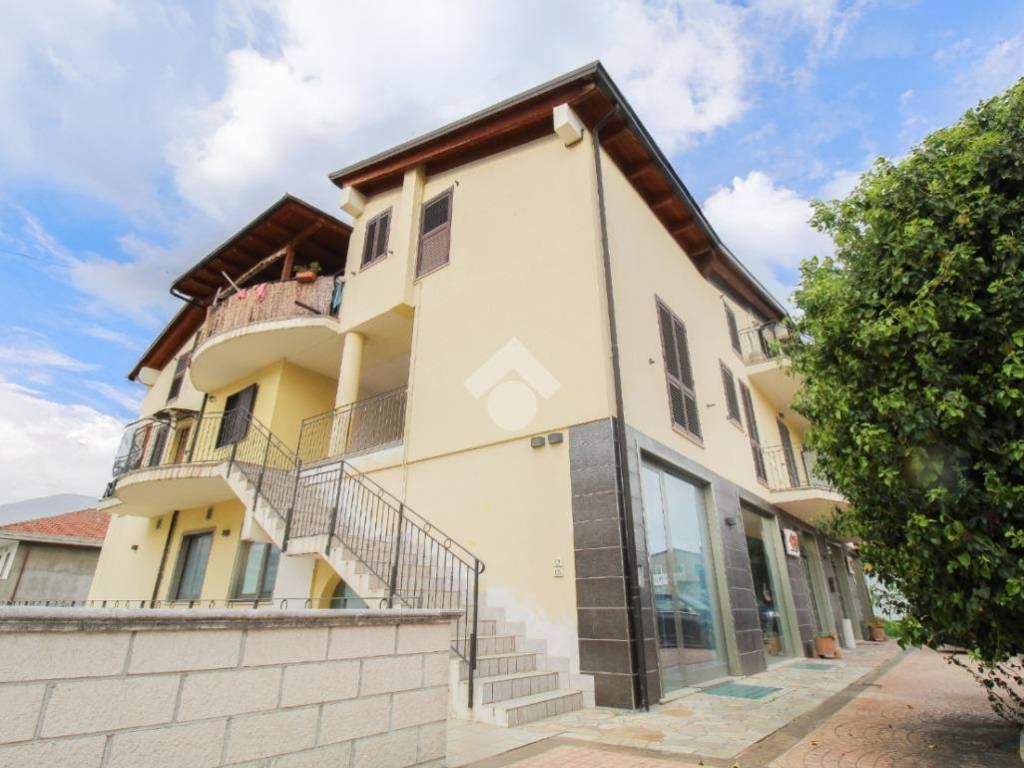 appartamento in vendita a Montesilvano in zona Villa Carmine