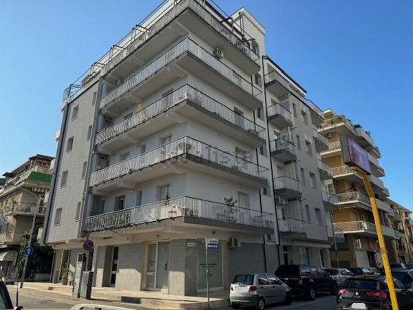 locale commerciale in vendita a Montesilvano