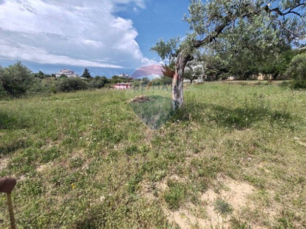 appartamento in vendita a Montesilvano in zona Trave