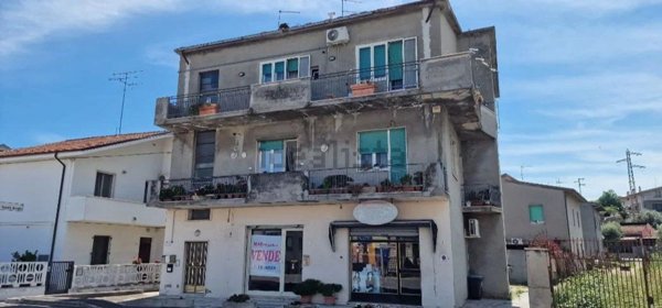 appartamento in vendita a Montesilvano in zona Villa Carmine