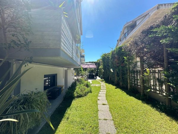 casa indipendente in vendita a Montesilvano in zona Villa Carmine