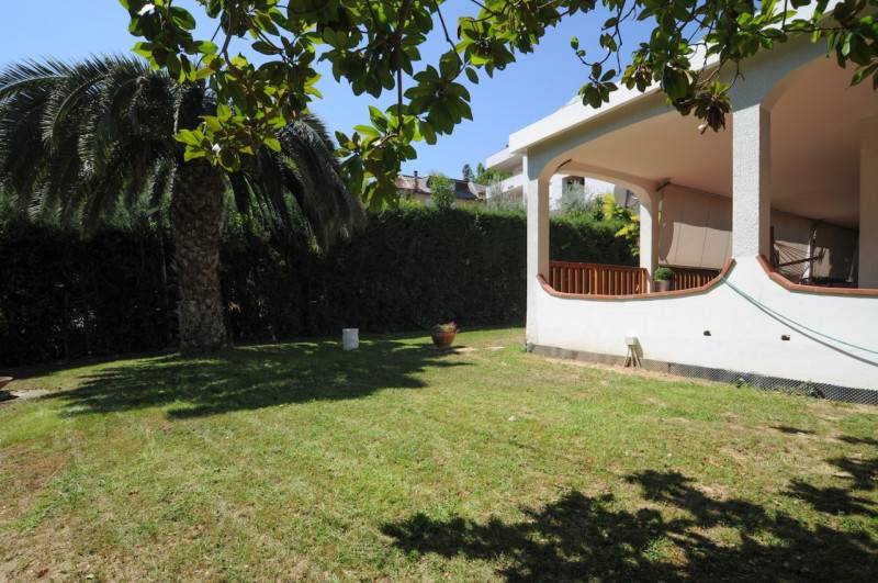 casa indipendente in vendita a Montesilvano