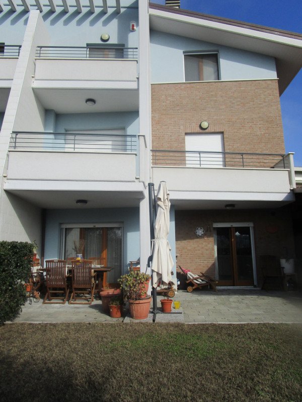 casa indipendente in vendita a Montesilvano