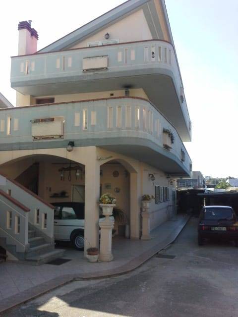 casa indipendente in vendita a Montesilvano