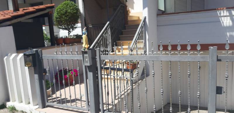 casa indipendente in vendita a Montesilvano