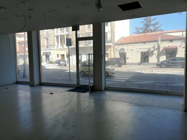 negozio in vendita a Montesilvano