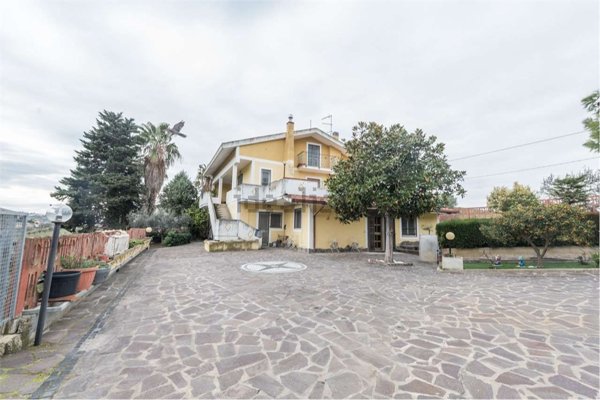 casa indipendente in vendita a Montesilvano in zona Montesilvano Colle
