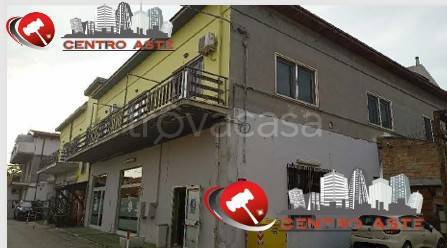 casa indipendente in vendita a Montesilvano