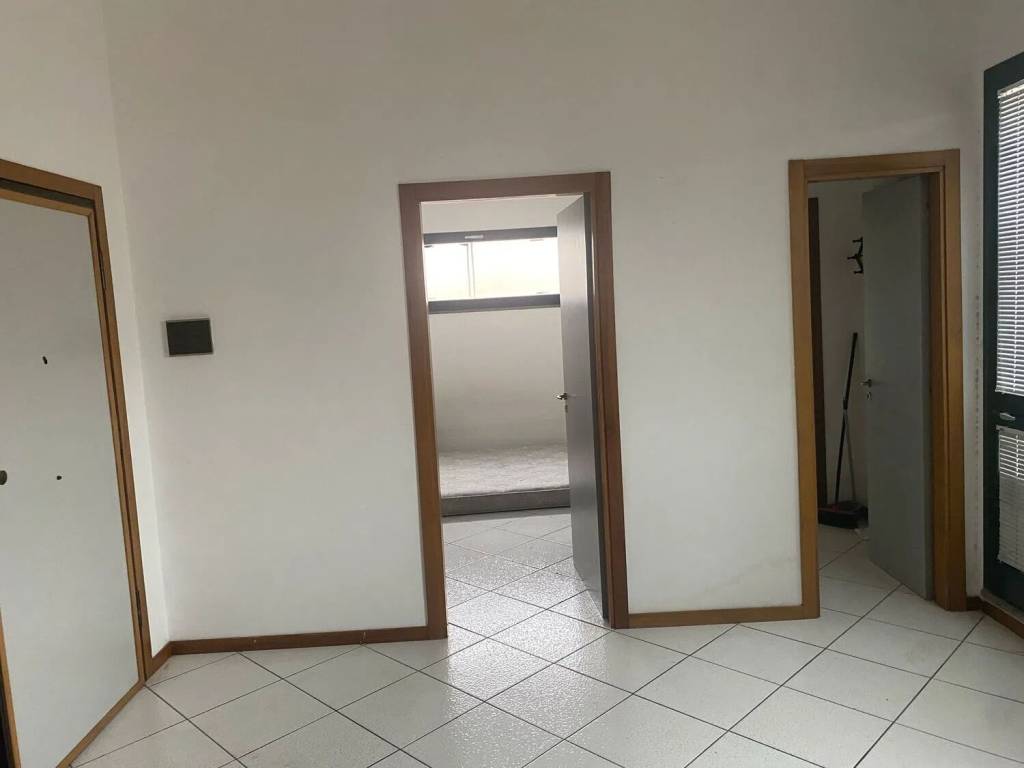 ufficio in vendita a Montesilvano