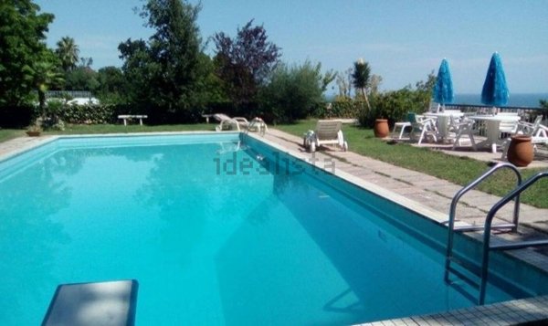 casa indipendente in vendita a Montesilvano