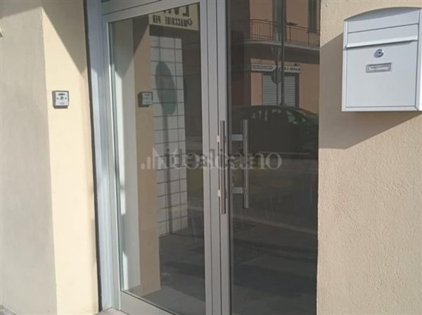 locale commerciale in vendita a Montesilvano